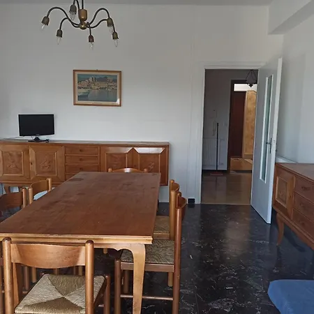 Appartamento Con Vista Mare Apartman *