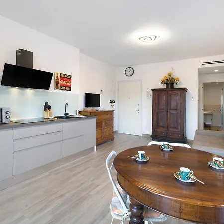 Apartment Con Vista Mare Noli